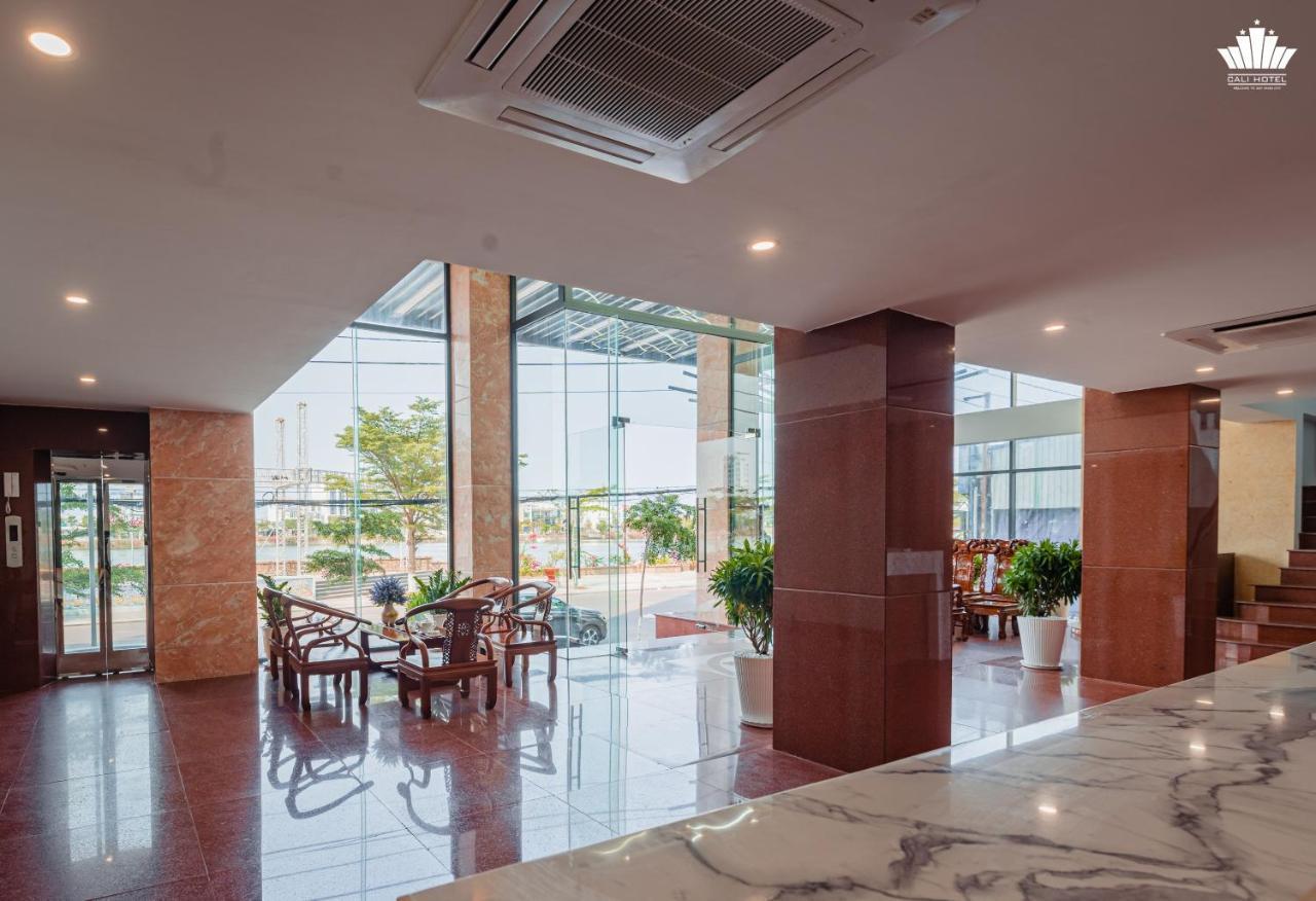 Cali Hotel Quy Nhon Bagian luar foto